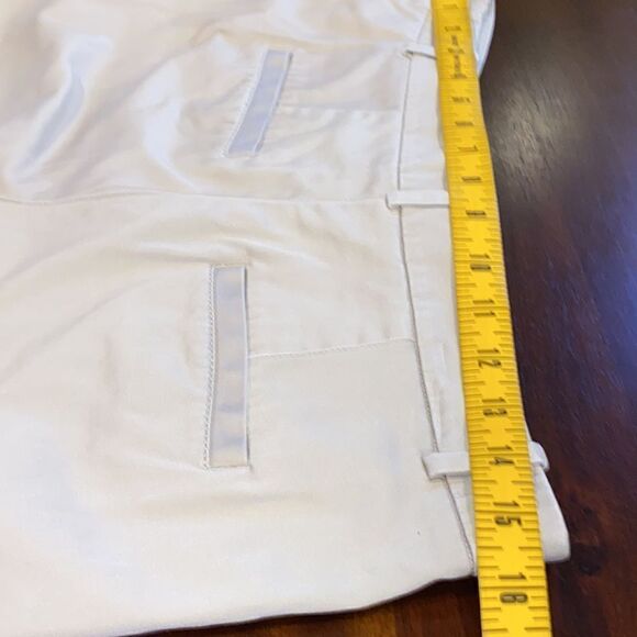 Liz Claiborne New York Jackie Flat Front Women’s Shorts Size 6 - Picture 6 of 9